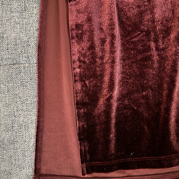 Old Navy Burgundy Velvet Maxi Skirt - Picture 3 of 4